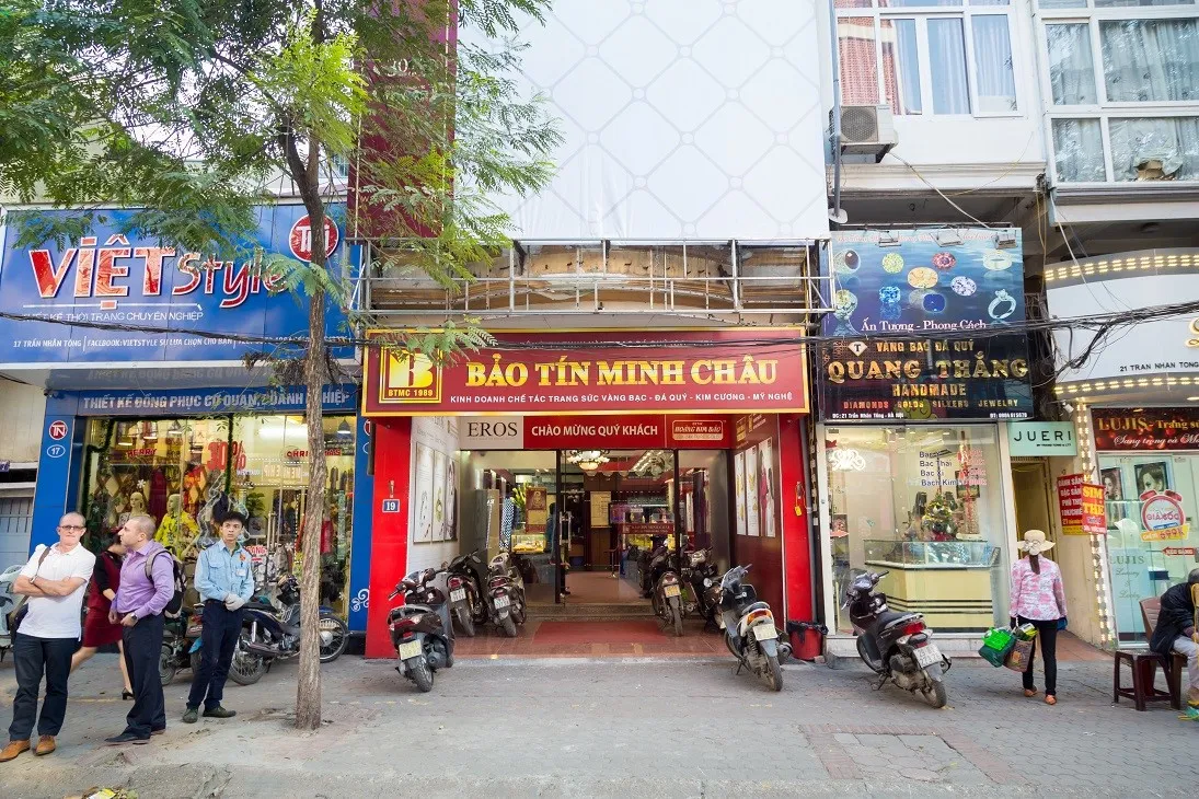 Những lưu ý bạn cần biết khi lựa chọn trang sức cưới - Ảnh 5.