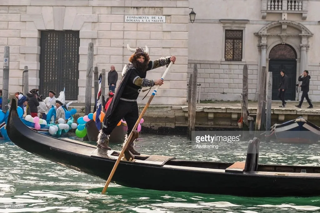 Ấn tượng lễ hội hóa trang Venice 2018 - Ảnh 2.