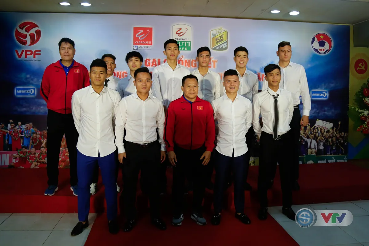 ẢNH: Toàn cảnh Gala Tổng kết các Giải BĐCN Quốc gia 2018 - Ảnh 1. ẢNH: Toàn cảnh Gala Tổng kết các Giải BĐCN Quốc gia 2018 - Ảnh 1.