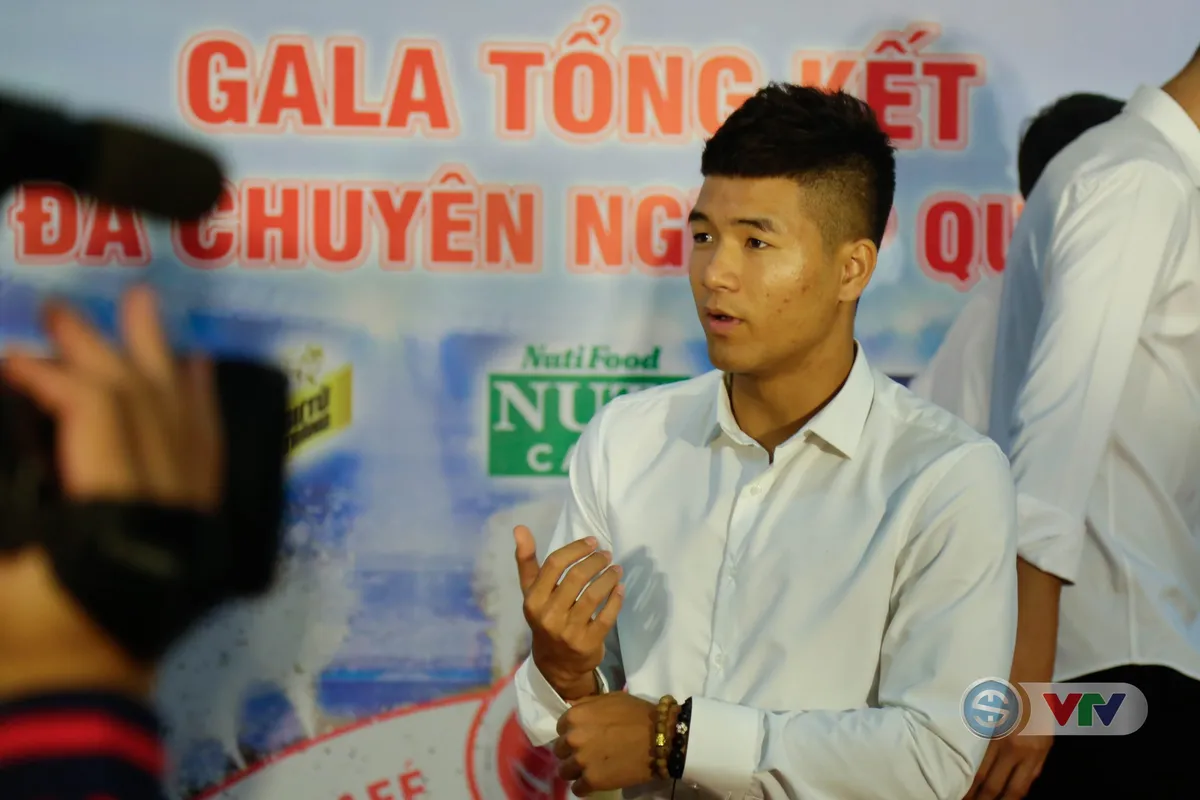 ẢNH: Toàn cảnh Gala Tổng kết các Giải BĐCN Quốc gia 2018 - Ảnh 3. ẢNH: Toàn cảnh Gala Tổng kết các Giải BĐCN Quốc gia 2018 - Ảnh 3.