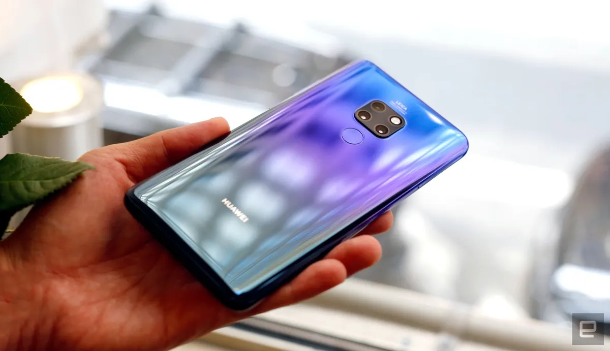 Ra mắt Mate 20 và Mate 20 Pro, Huawei không quên dìm hàng Apple - Ảnh 4.