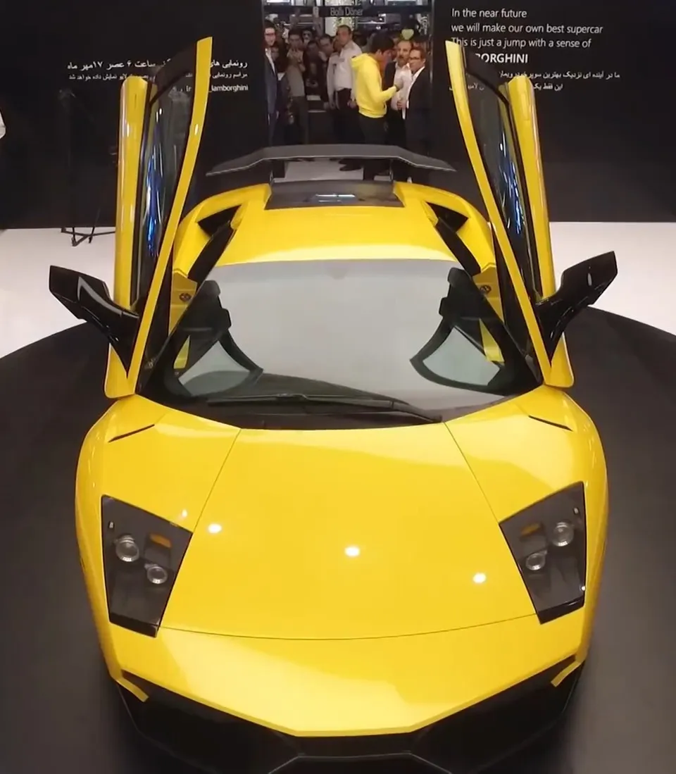 Giải mã siêu xe Lamborghini vừa xuất hiện đã gây sốt của người châu Á - Ảnh 7.