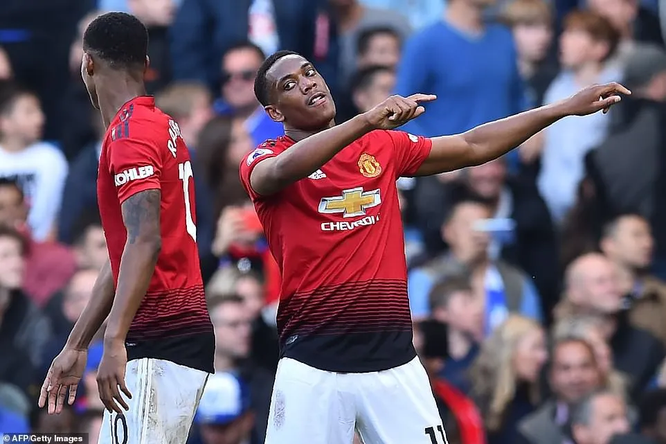 ĐHTB vòng 9 Ngoại hạng Anh: Thành Manchester mở mày mở mặt - Ảnh 4.