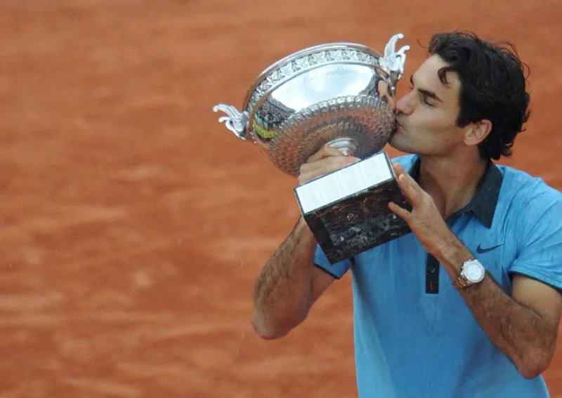 Roger Federer không bao giờ nên chơi trên sân đất nện nữa - Ảnh 1. Roger Federer không bao giờ nên chơi trên sân đất nện nữa - Ảnh 1.