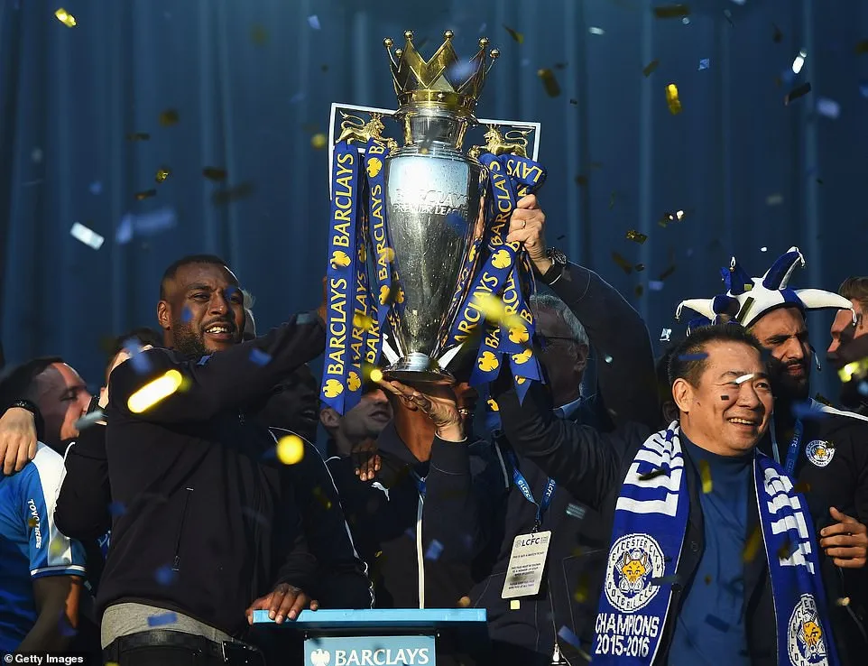 Chủ tịch Vichai giàu thứ 5 Thái Lan, nâng giá trị Leicester City gấp 10 lần - Ảnh 3. Chủ tịch Vichai giàu thứ 5 Thái Lan, nâng giá trị Leicester City gấp 10 lần - Ảnh 3.