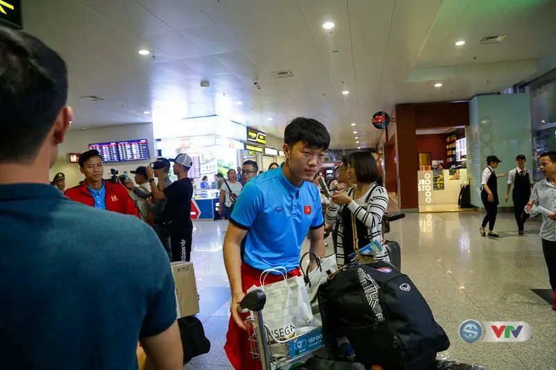 AFF Cup 2018: ĐT Việt Nam đã trở về nước sau chuyến tập huấn tại Hàn Quốc - Ảnh 8. AFF Cup 2018: ĐT Việt Nam đã trở về nước sau chuyến tập huấn tại Hàn Quốc - Ảnh 8.
