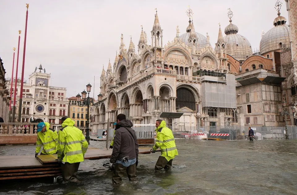 Chùm ảnh: Choáng Venice những ngày phố cũng như sông - Ảnh 3.