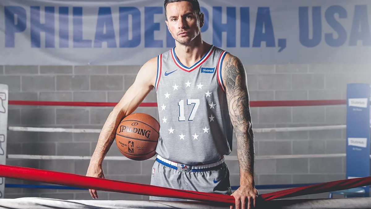 Philadelphia 76ers ra mắt mẫu đồng phục mới - Ảnh 1. Philadelphia 76ers ra mắt mẫu đồng phục mới - Ảnh 1.