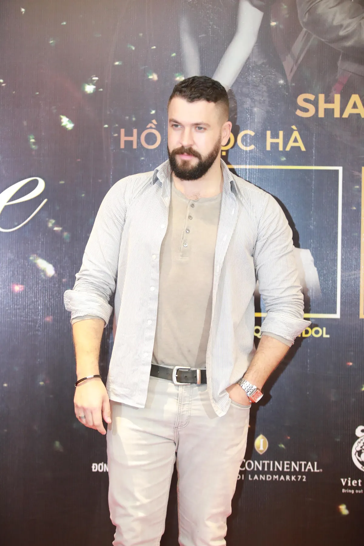 Shayne Ward trở lại Việt Nam sau 4 năm - Ảnh 7.