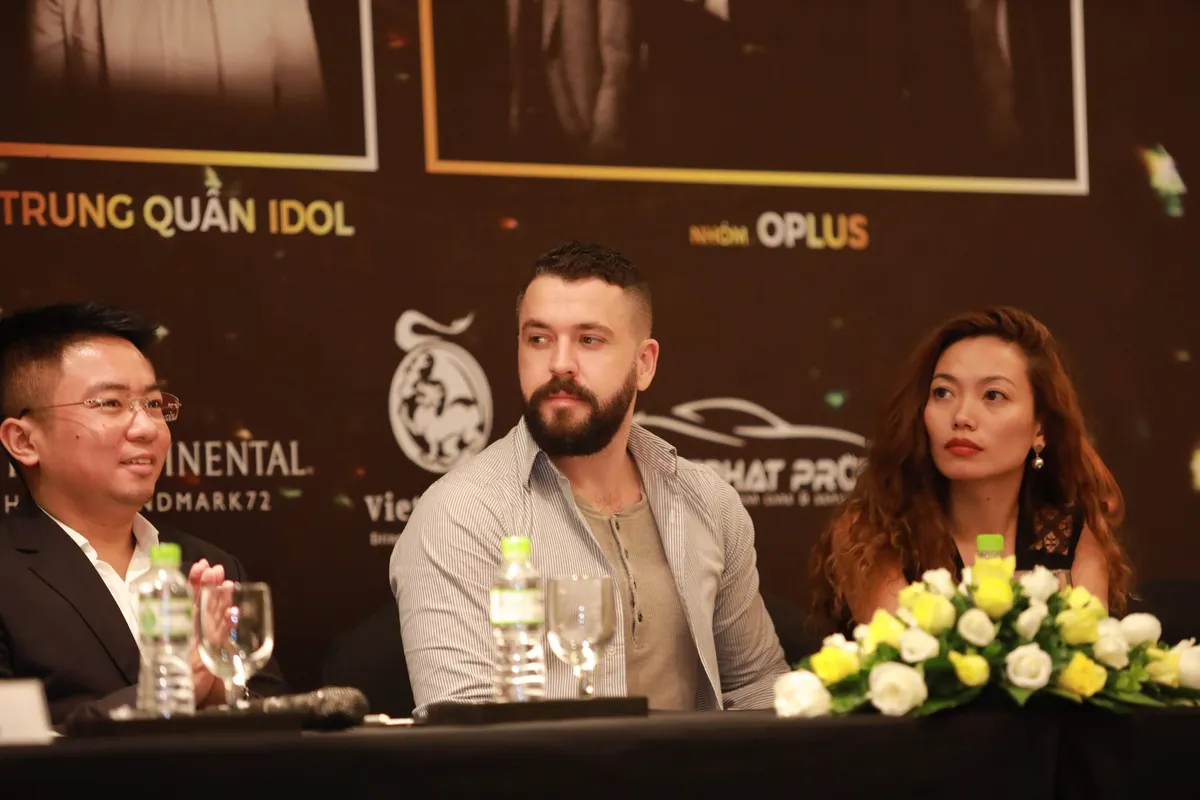 Shayne Ward trở lại Việt Nam sau 4 năm - Ảnh 1.