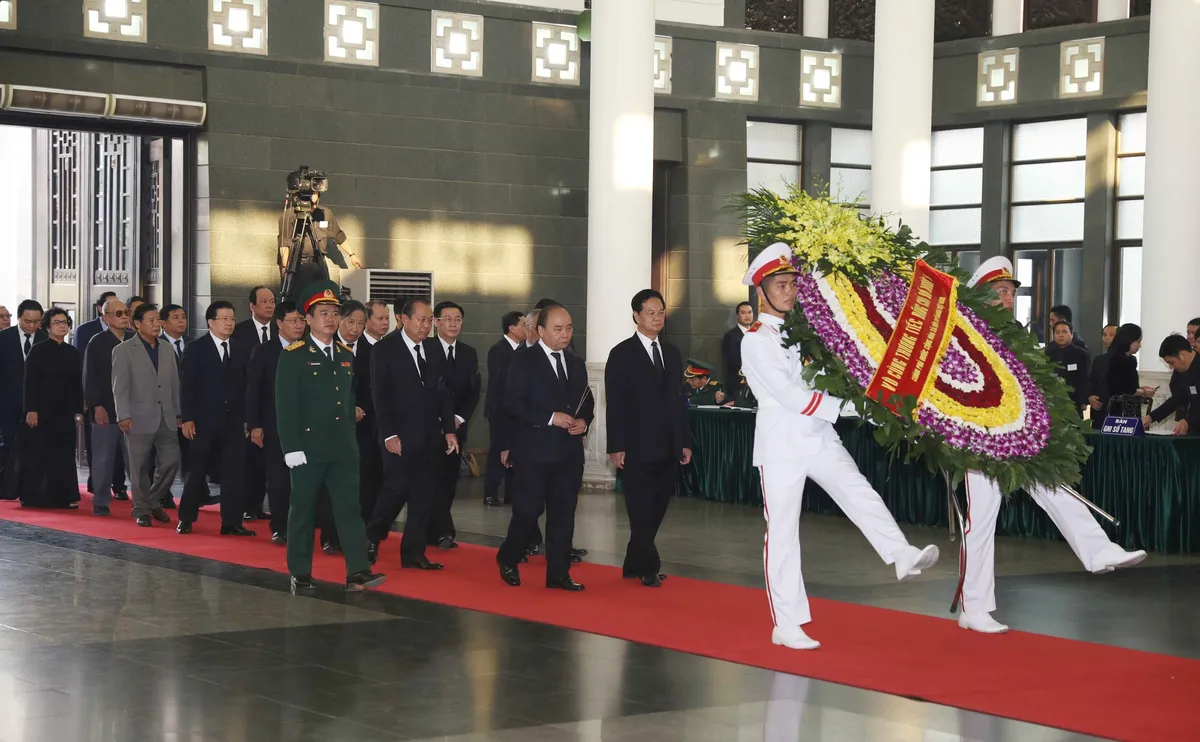 Cử hành trọng thể lễ viếng nguyên Tổng Bí thư Đỗ Mười - Ảnh 8.