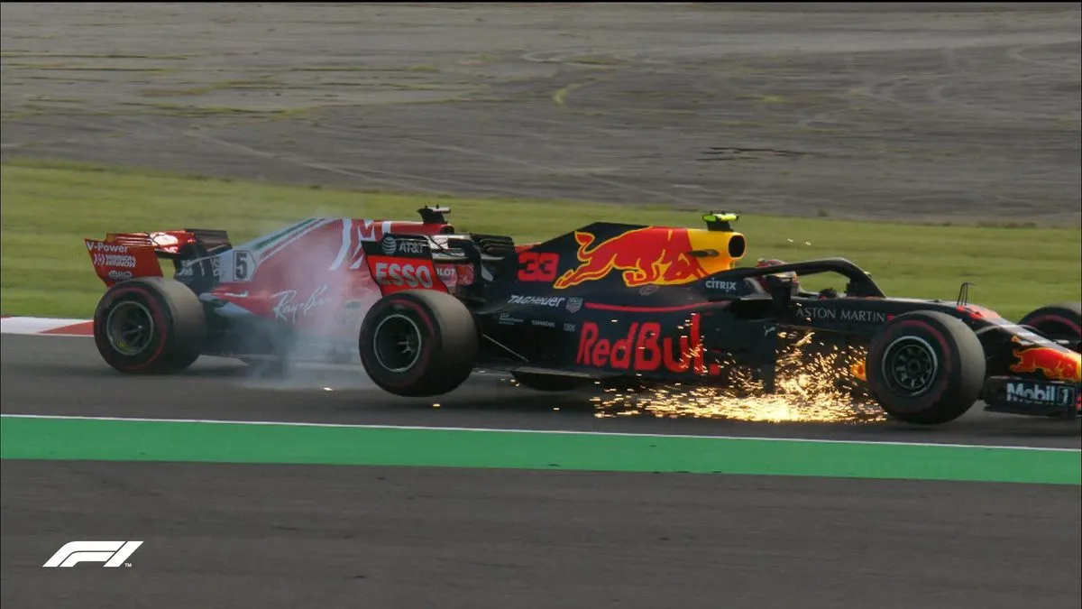 Đua xe F1: Lewis Hamilton về nhất tại Grand Prix Nhật Bản - Ảnh 1. Đua xe F1: Lewis Hamilton về nhất tại Grand Prix Nhật Bản - Ảnh 1.