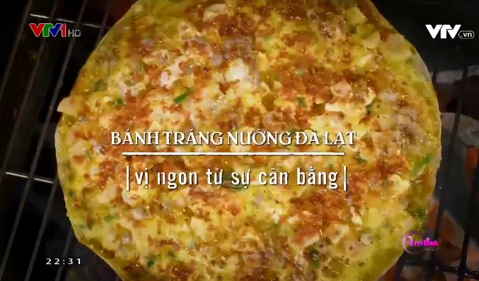 Thưởng thức quán bánh tráng nướng ngon nhất nhì Đà Lạt - Ảnh 1.