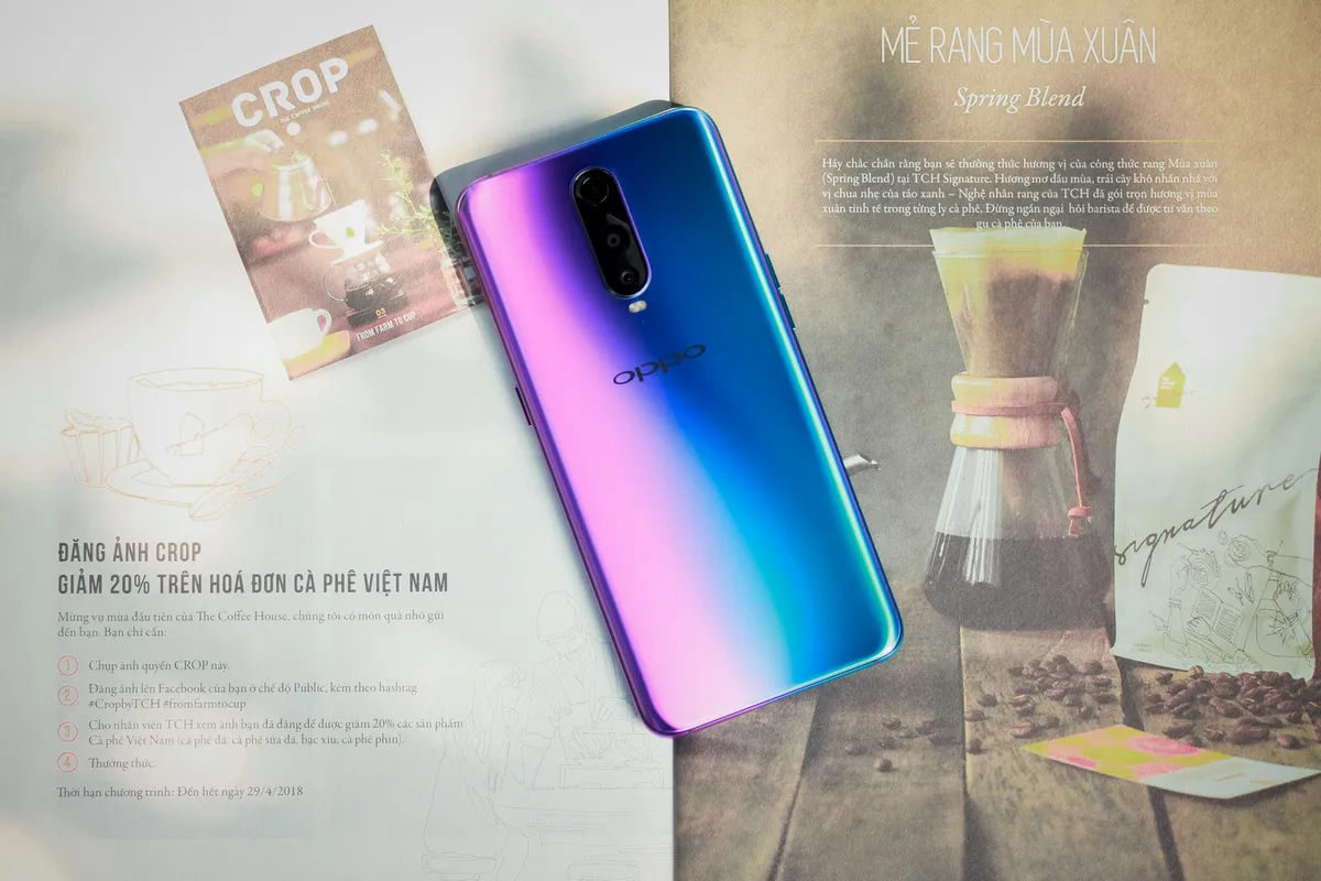 Mãn nhãn với chiếc smartphone Oppo R17 Pro - Ảnh 1.