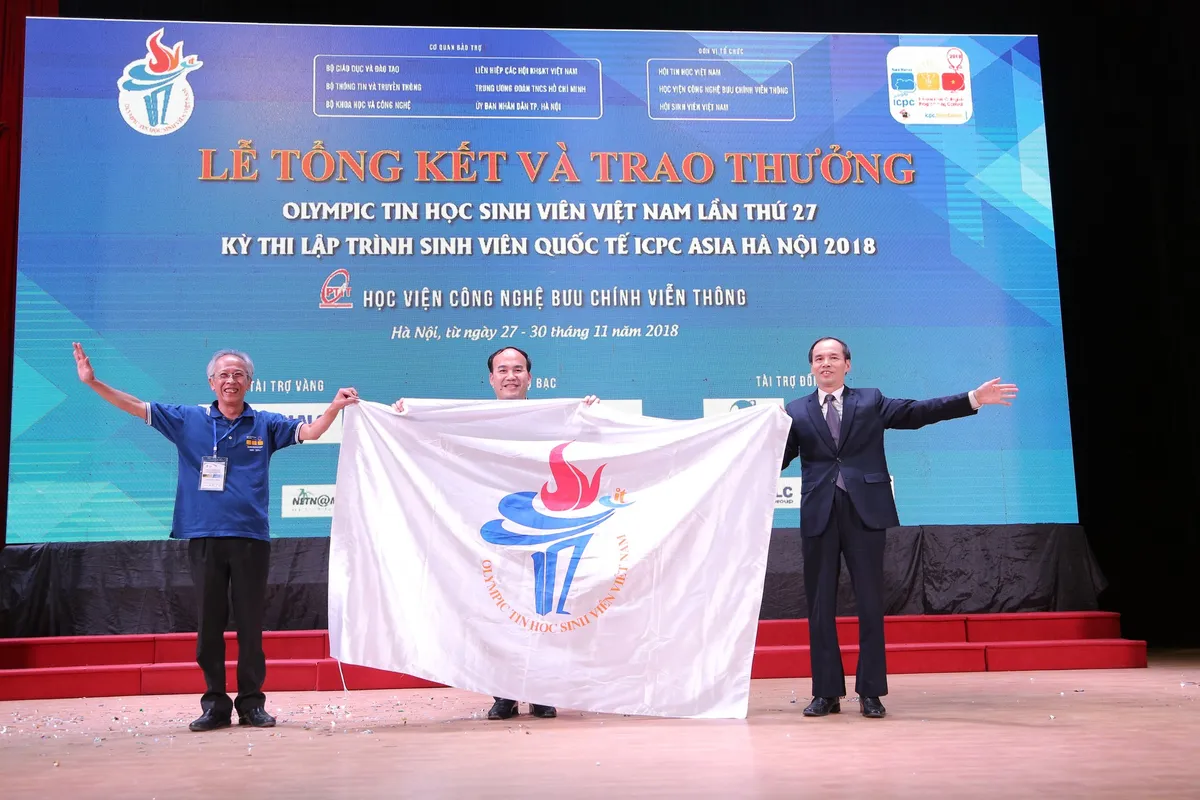 Đại học Bách khoa Hà Nội thắng lớn tại Olympic tin học sinh viên và ICPC châu Á 2018 - Ảnh 16.