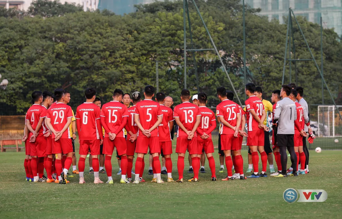 HLV Park Hang Seo: Mỗi trận của ĐT Việt Nam ở AFF Cup là một trận chung kết - Ảnh 1.