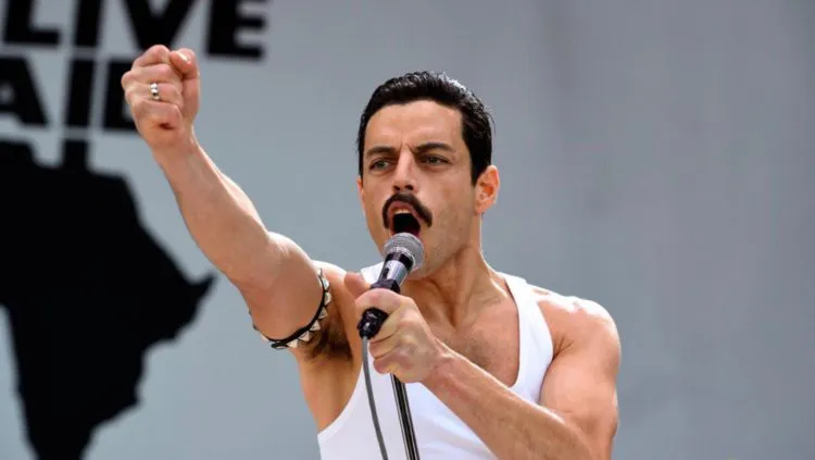 Bị giới phê bình chỉ trích, vì sao “Bohemian Rhapsody” vẫn lên ngôi phòng vé? - Ảnh 2.