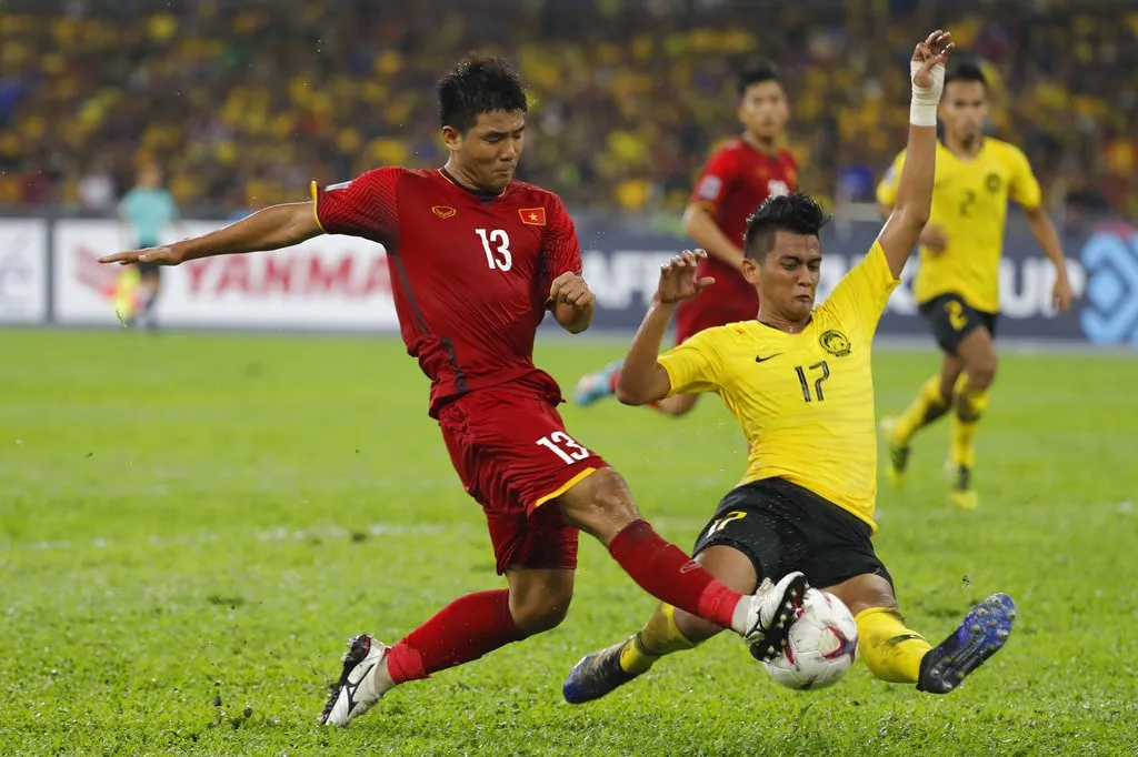 Những hình ảnh ấn tượng trong trận chung kết AFF Cup 2018: Kịch tính! - Ảnh 3. Những hình ảnh ấn tượng trong trận chung kết AFF Cup 2018: Kịch tính! - Ảnh 3.