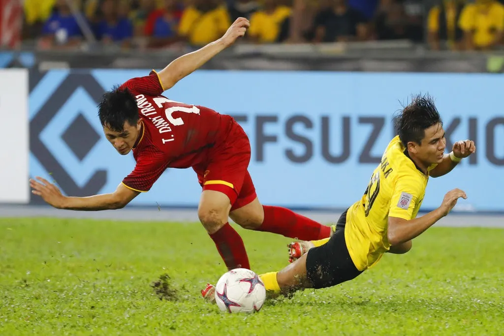 Những hình ảnh ấn tượng trong trận chung kết AFF Cup 2018: Kịch tính! - Ảnh 4. Những hình ảnh ấn tượng trong trận chung kết AFF Cup 2018: Kịch tính! - Ảnh 4.
