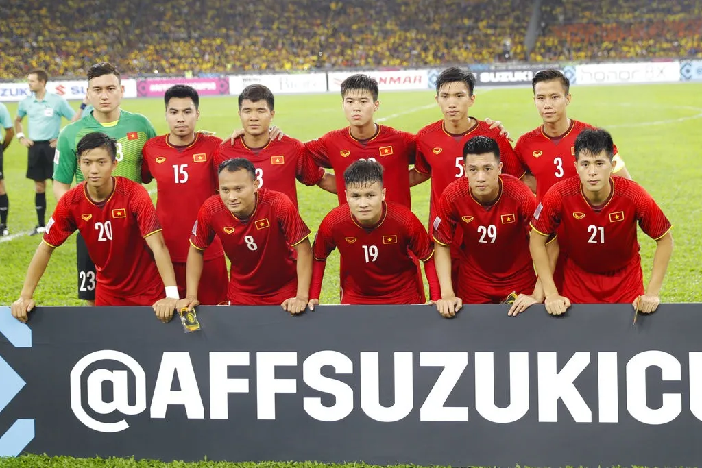 Những hình ảnh ấn tượng trong trận chung kết AFF Cup 2018: Kịch tính! - Ảnh 1. Những hình ảnh ấn tượng trong trận chung kết AFF Cup 2018: Kịch tính! - Ảnh 1.