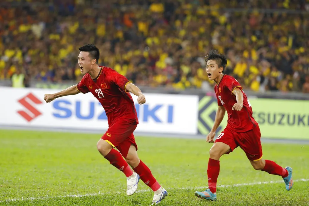 Những hình ảnh ấn tượng trong trận chung kết AFF Cup 2018: Kịch tính! - Ảnh 5. Những hình ảnh ấn tượng trong trận chung kết AFF Cup 2018: Kịch tính! - Ảnh 5.