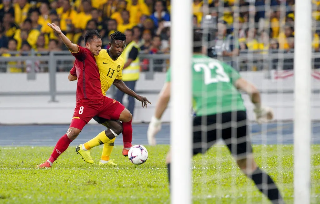 Những hình ảnh ấn tượng trong trận chung kết AFF Cup 2018: Kịch tính! - Ảnh 12. Những hình ảnh ấn tượng trong trận chung kết AFF Cup 2018: Kịch tính! - Ảnh 12.