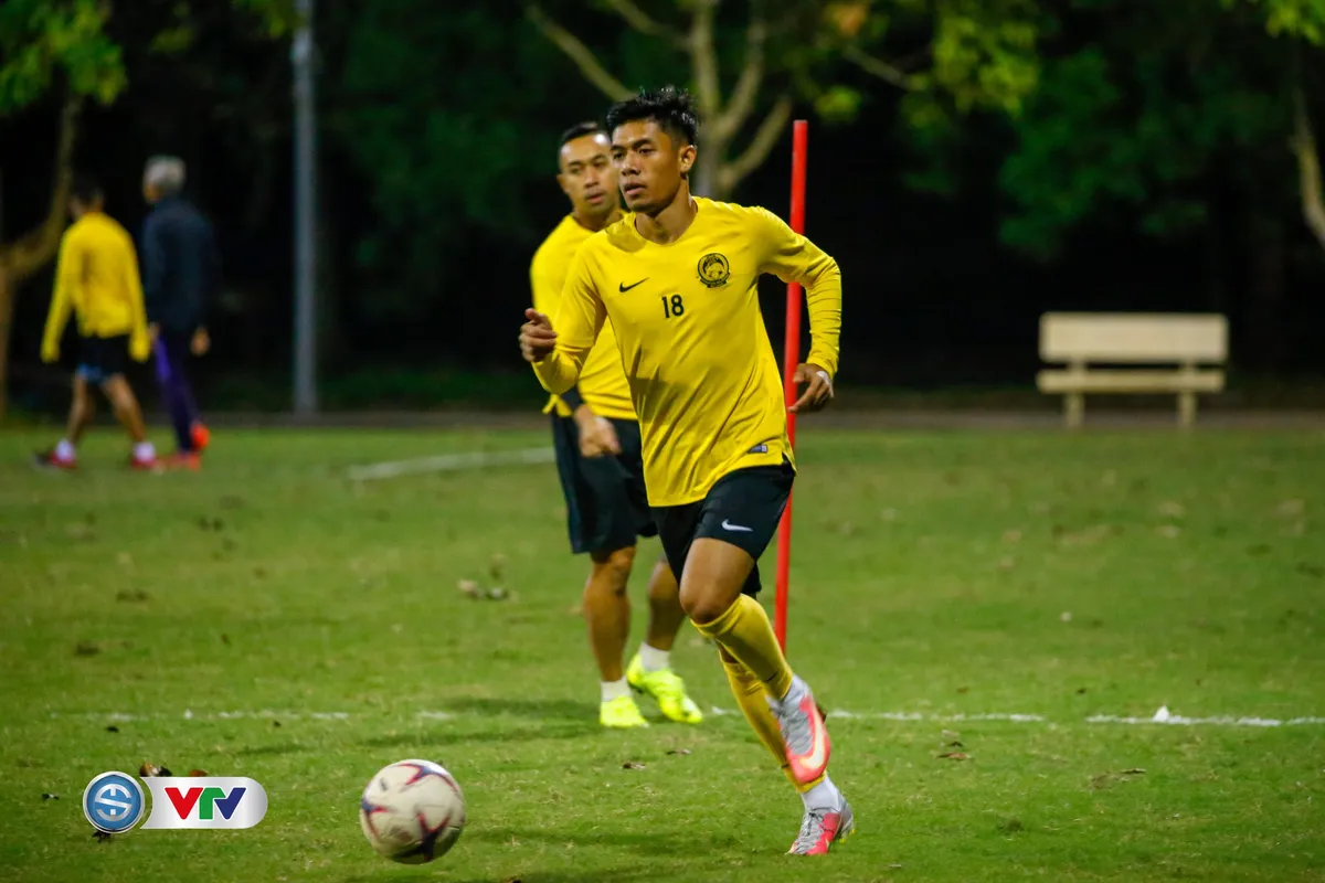 ẢNH: ĐT Malaysia tập dưới trời rét chuẩn bị cho chung kết lượt về AFF Cup - Ảnh 6. ẢNH: ĐT Malaysia tập dưới trời rét chuẩn bị cho chung kết lượt về AFF Cup - Ảnh 6.