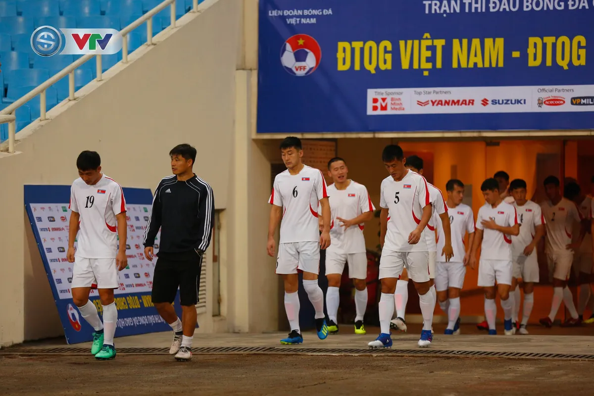 ĐT CHDCND Triều Tiên tập kín, sẵn sàng gặp ĐT Việt Nam - Ảnh 1. ĐT CHDCND Triều Tiên tập kín, sẵn sàng gặp ĐT Việt Nam - Ảnh 1.