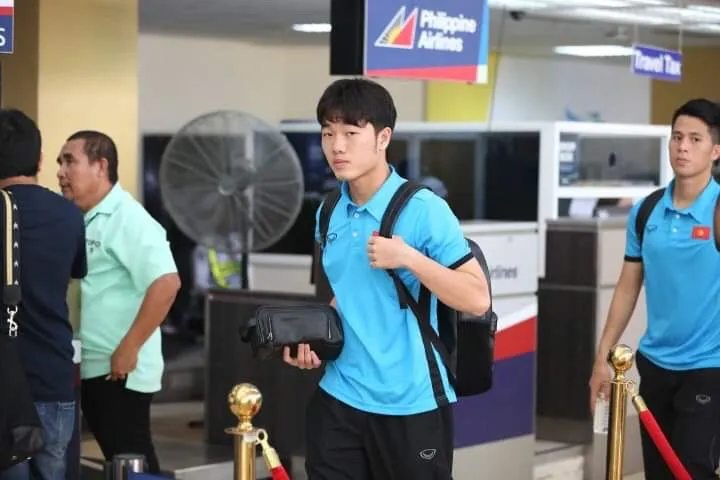 Chiến thắng trở về, đội tuyển Việt Nam sẽ đến Hà Nội vào chiều nay - Ảnh 1. Chiến thắng trở về, đội tuyển Việt Nam sẽ đến Hà Nội vào chiều nay - Ảnh 1.