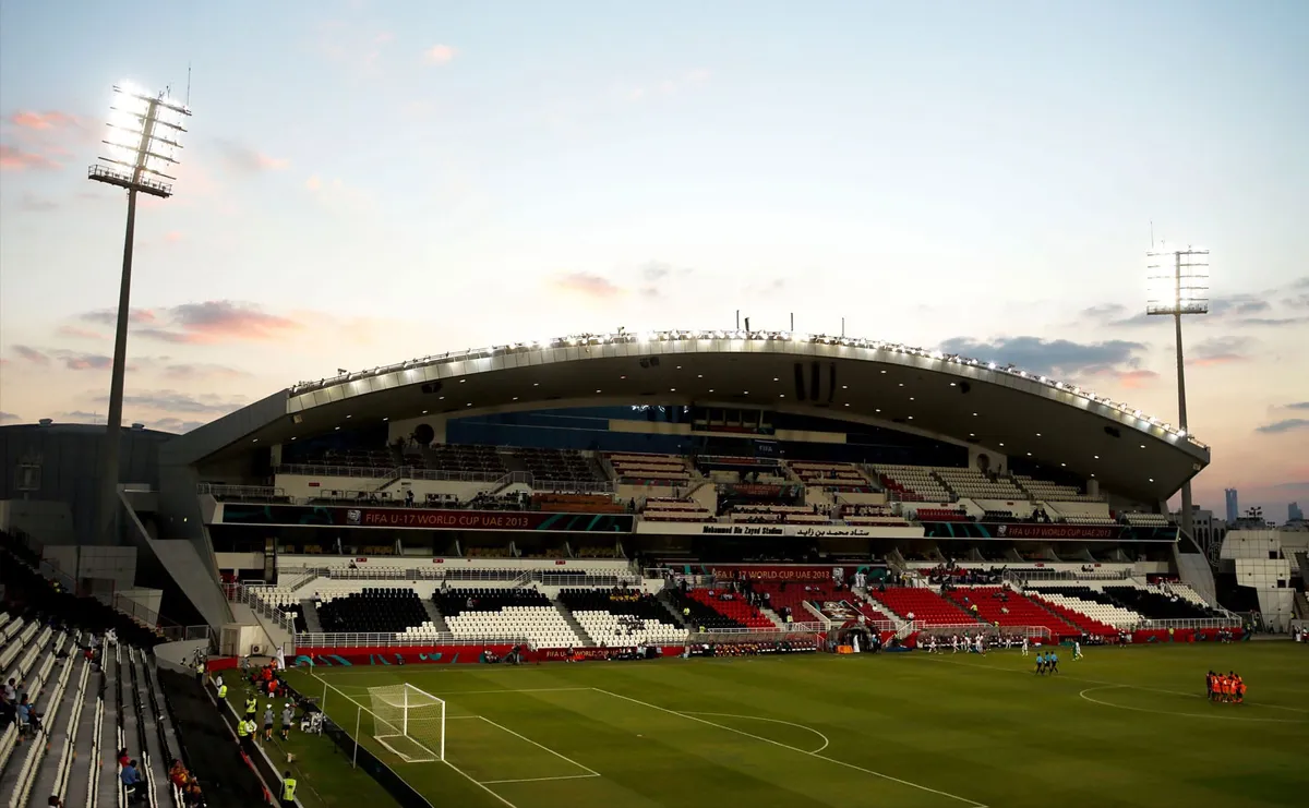 Khám phá những sân vận động tại Asian Cup 2019 - Ảnh 5.