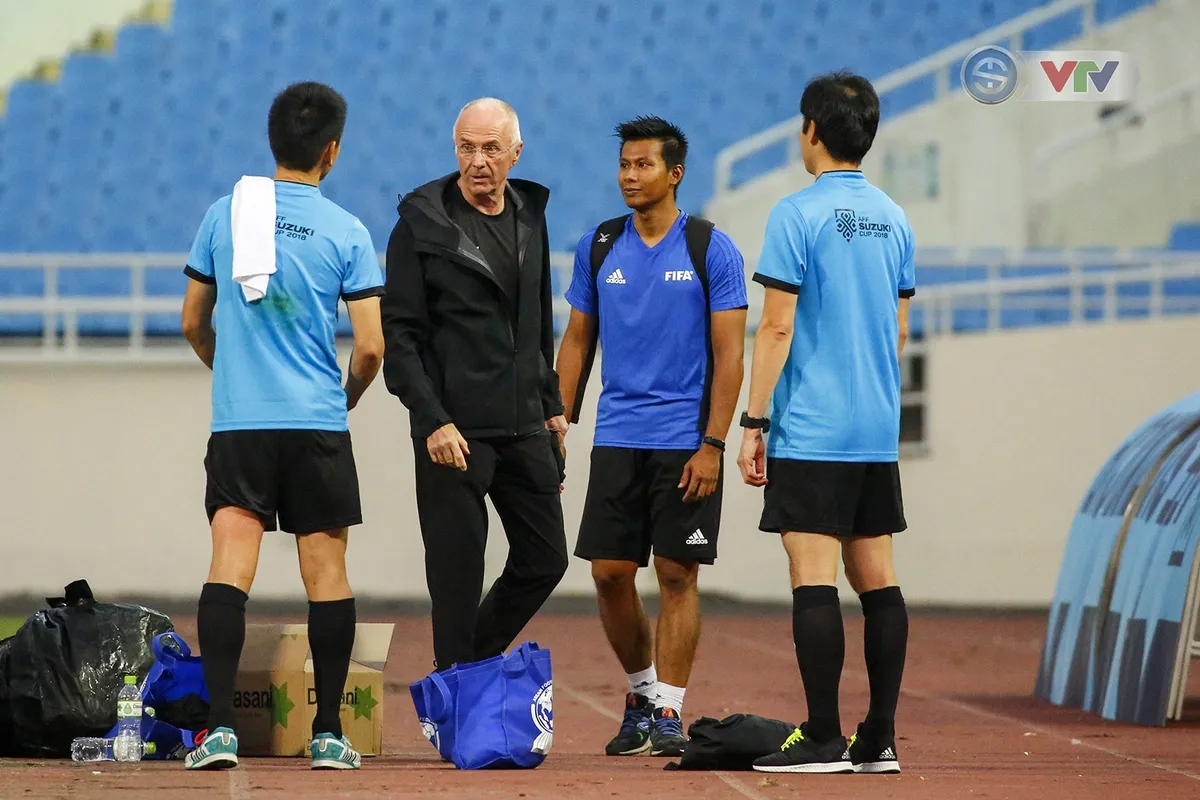 AFF Cup 2018: ĐT Philippines đối diện với khó khăn về nhân sự trước trận bán kết lượt về - Ảnh 3. AFF Cup 2018: ĐT Philippines đối diện với khó khăn về nhân sự trước trận bán kết lượt về - Ảnh 3.
