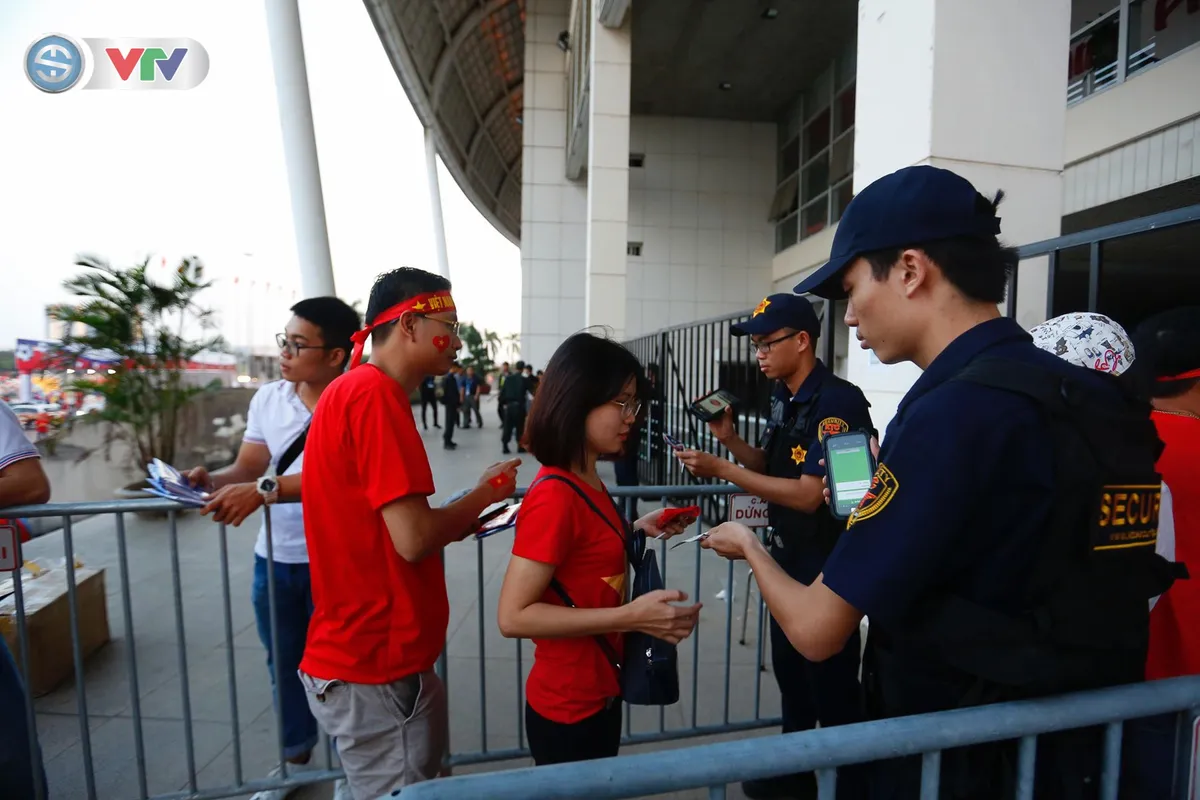 AFF Cup 2018: BTC tổ chức huy động tối đa lực lượng an ninh bảo vệ trận đấu - Ảnh 2.