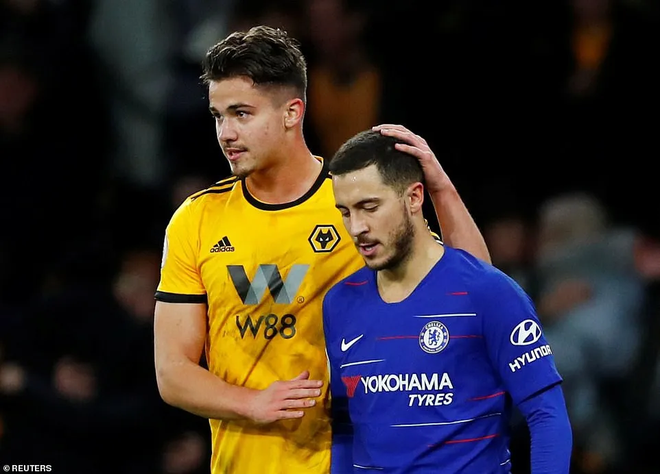 Bảng xếp hạng Ngoại hạng Anh sau vòng 15: Man Utd, Arsenal, Chelsea cùng tụt hạng - Ảnh 1. Bảng xếp hạng Ngoại hạng Anh sau vòng 15: Man Utd, Arsenal, Chelsea cùng tụt hạng - Ảnh 1.