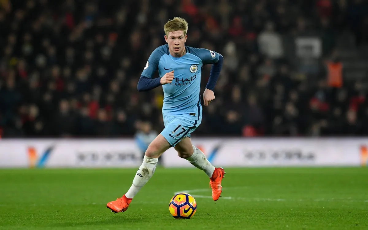 De Bruyne vượt mặt Messi và Ronaldo để trở thành vua kiến tạo - Ảnh 1. De Bruyne vượt mặt Messi và Ronaldo để trở thành vua kiến tạo - Ảnh 1.