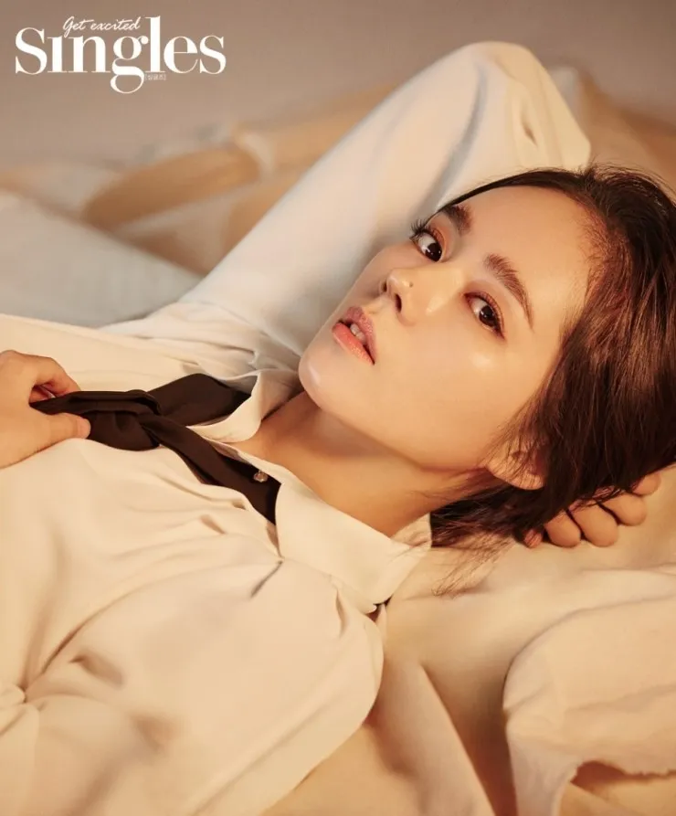 Han Ga In gây thương nhớ với vẻ đẹp mong manh - Ảnh 4.