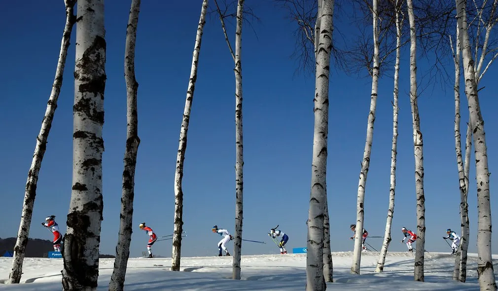 Olympic PyeongChang 2018: Những khoảnh khắc ấn tượng trong ng&agrave;y thi đấu cuối c&ugrave;ng - Ảnh 3.