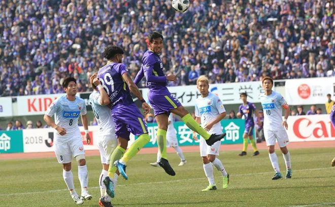 Ghi bàn và xuất sắc nhất trận, Teerasil Dangda ra mắt hoàn hảo tại J.League - Ảnh 1. Ghi bàn và xuất sắc nhất trận, Teerasil Dangda ra mắt hoàn hảo tại J.League - Ảnh 1.