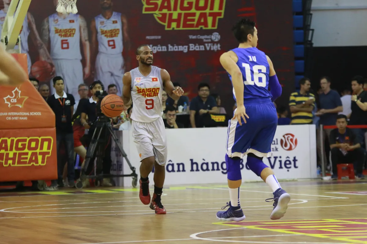 ABL 2017 - 2018: Saigon Heat tiếp tục thắng nhà ĐKVĐ - Ảnh 2. ABL 2017 - 2018: Saigon Heat tiếp tục thắng nhà ĐKVĐ - Ảnh 2.