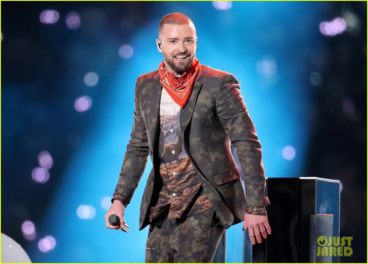 Justin Timberlake làm rung chuyển Super Bowl Halftime Show 2018 với loạt hit đình đám - Ảnh 1.