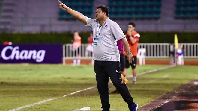 LĐBĐ Thái Lan sa thải HLV ĐT U23, tái bổ nhiệm Worrawoot - Ảnh 2. LĐBĐ Thái Lan sa thải HLV ĐT U23, tái bổ nhiệm Worrawoot - Ảnh 2.