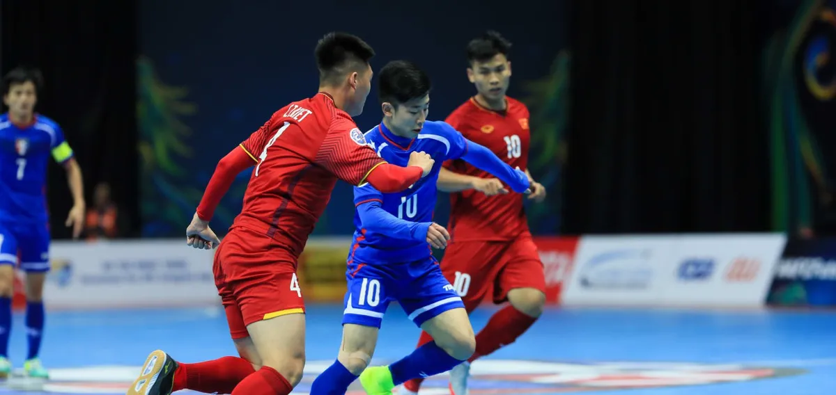 Giành chiến thắng trước Đài Bắc Trung Hoa, futsal Việt Nam gặp Uzbekistan ở tứ kết - Ảnh 2. Giành chiến thắng trước Đài Bắc Trung Hoa, futsal Việt Nam gặp Uzbekistan ở tứ kết - Ảnh 2.