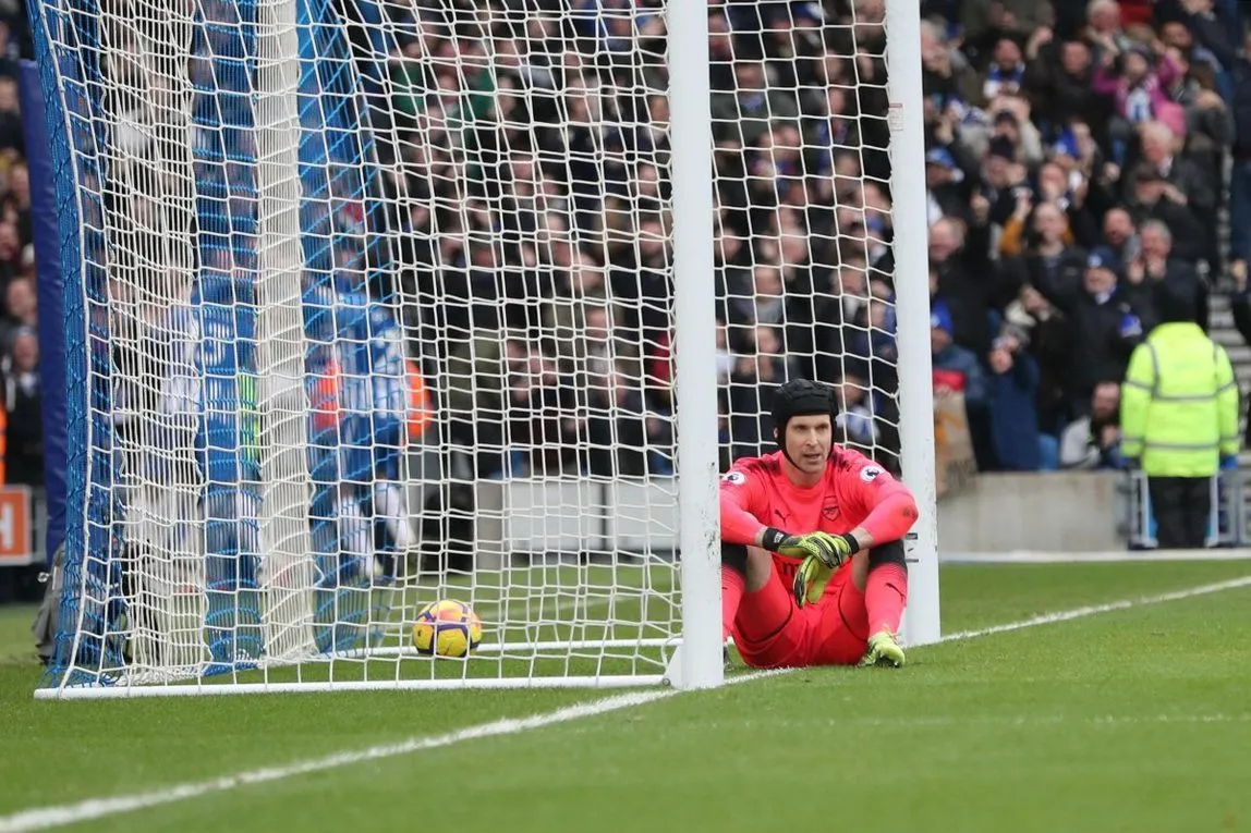Petr Cech lập kỷ lục đáng nể tại giải Ngoại hạng Anh - Ảnh 1.