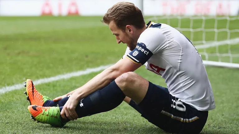 Kane nghỉ 6 tuần: Tottenham lo lắng, ĐT Anh mừng thầm - Ảnh 1. Kane nghỉ 6 tuần: Tottenham lo lắng, ĐT Anh mừng thầm - Ảnh 1.
