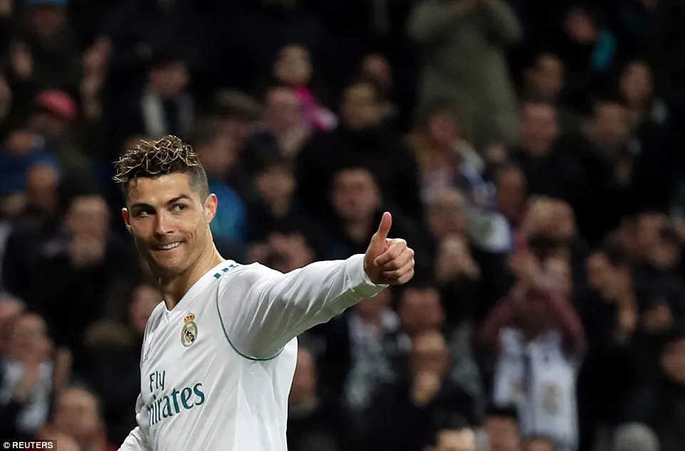 Ghi 4 bàn vào lưới Girona, Ronaldo cán mốc kỷ lục ấn tượng - Ảnh 1. Ghi 4 bàn vào lưới Girona, Ronaldo cán mốc kỷ lục ấn tượng - Ảnh 1.