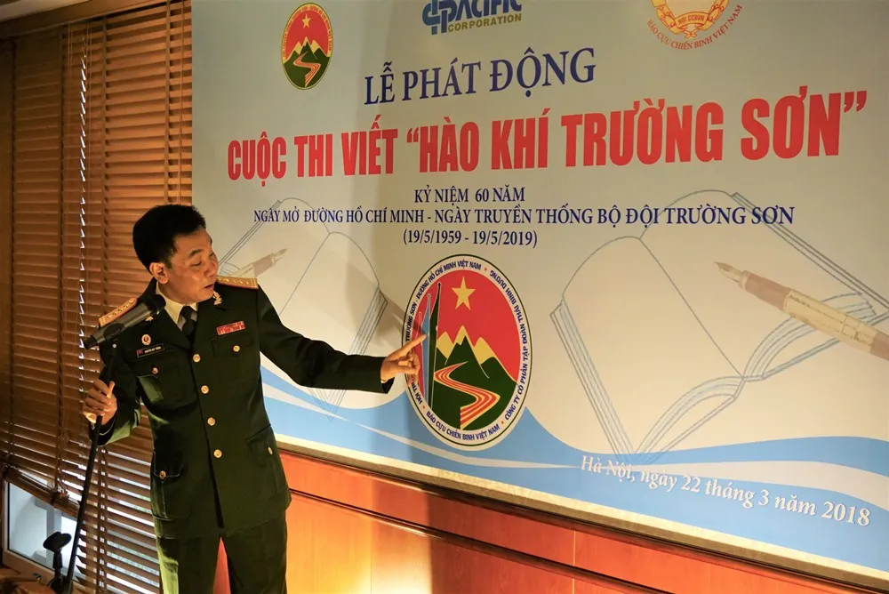 Phát động Cuộc thi viết “Hào khí Trường Sơn” - Ảnh 1.