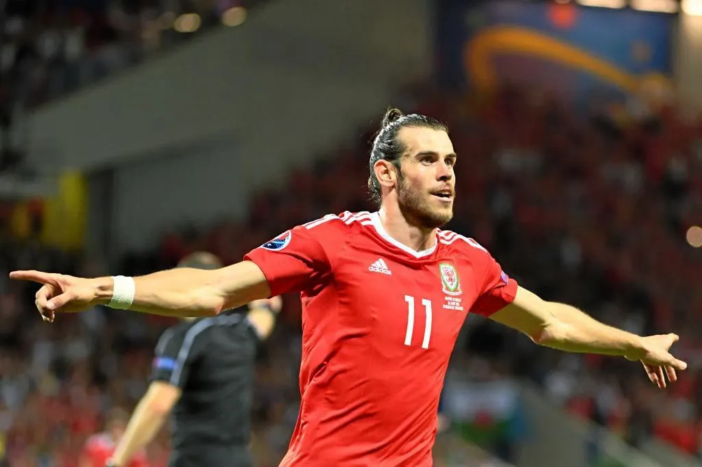 Ronaldo, Messi, Bale và các cây săn bàn số 1 của những ĐTQG hàng đầu thế giới - Ảnh 19. Ronaldo, Messi, Bale và các cây săn bàn số 1 của những ĐTQG hàng đầu thế giới - Ảnh 19.