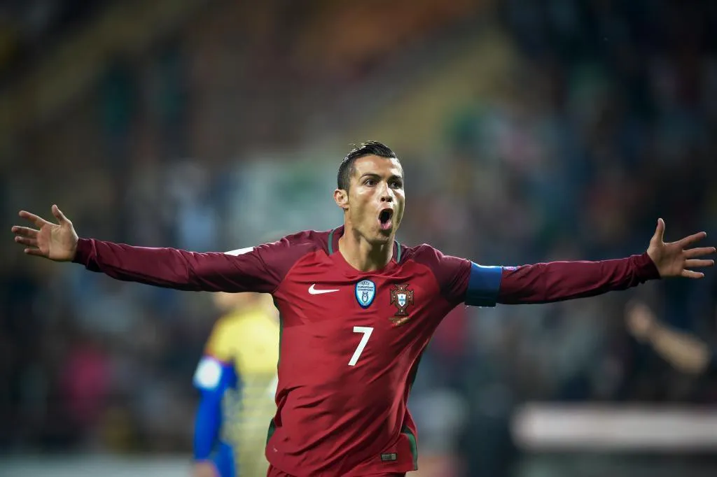 Ronaldo, Messi, Bale và các cây săn bàn số 1 của những ĐTQG hàng đầu thế giới - Ảnh 1. Ronaldo, Messi, Bale và các cây săn bàn số 1 của những ĐTQG hàng đầu thế giới - Ảnh 1.