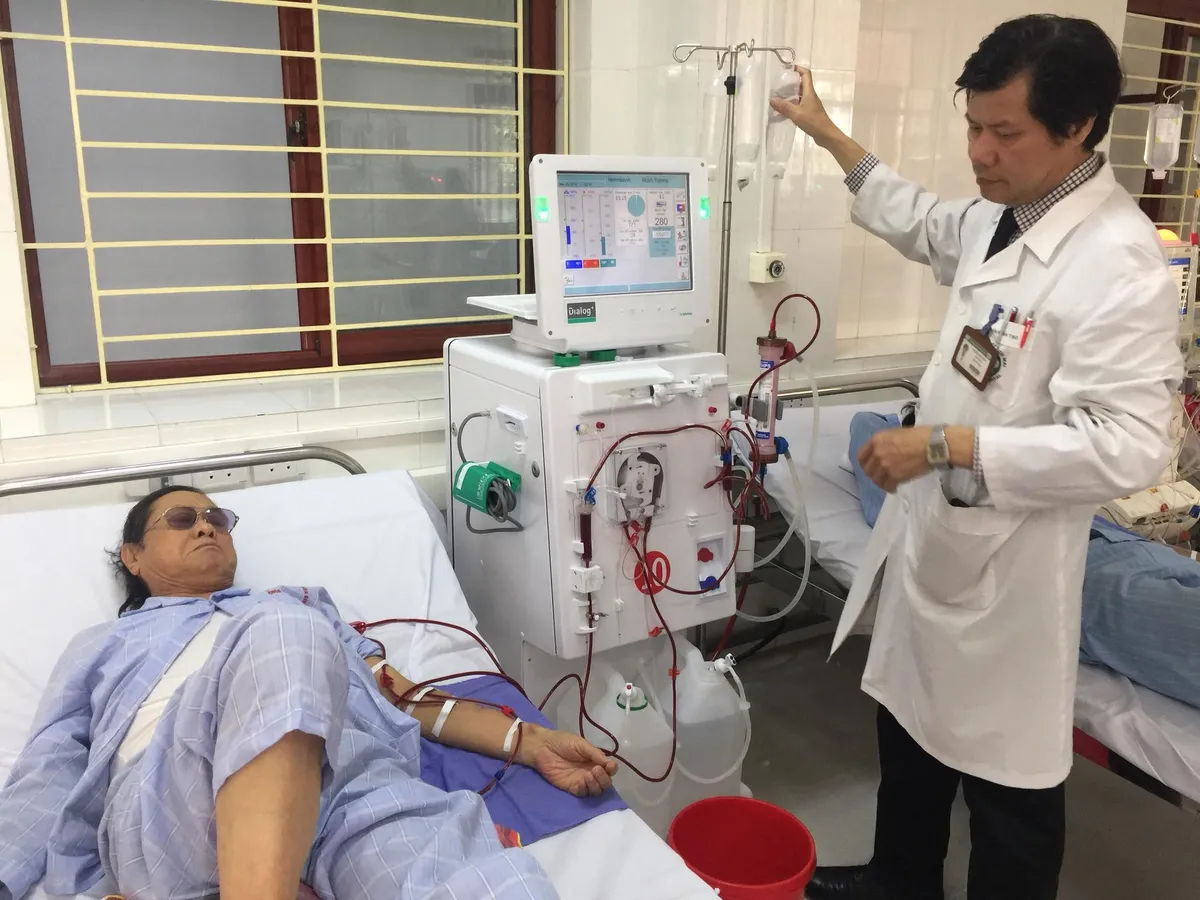 Đơn nguyên thận nhân tạo tại Bệnh viện đa khoa tỉnh Hòa Bình hoạt động trở lại - Ảnh 1. Đơn nguyên thận nhân tạo tại Bệnh viện đa khoa tỉnh Hòa Bình hoạt động trở lại - Ảnh 1.