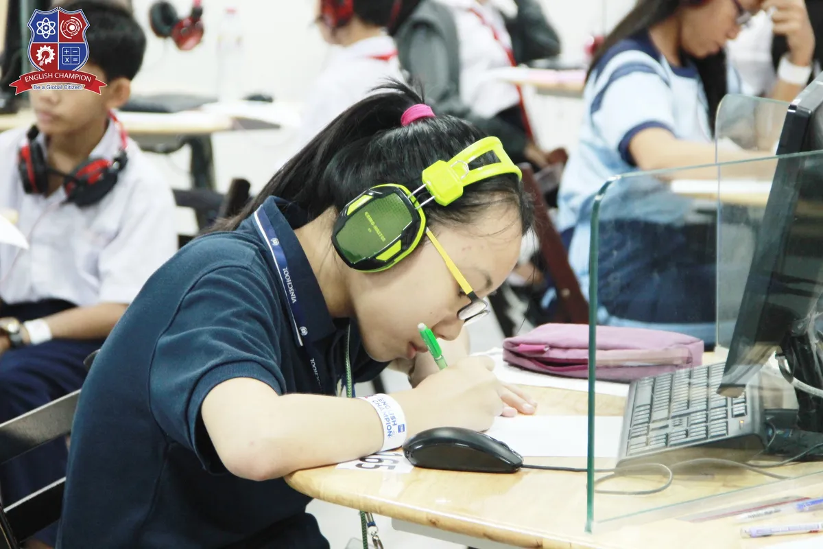 English Champion 2018: Vòng 1 phổ điểm cao, hơn 4.000 thí sinh lọt vào vòng 2 - Ảnh 2.