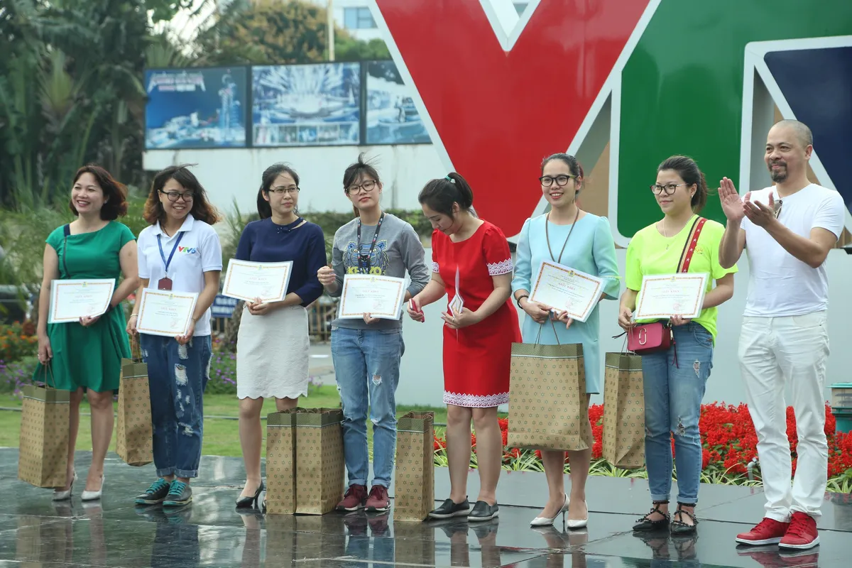 Ban Kế hoạch Tài chính giành giải nhất Hội chợ Mùa Xuân 2018 - Ảnh 7. Ban Kế hoạch Tài chính giành giải nhất Hội chợ Mùa Xuân 2018 - Ảnh 7.